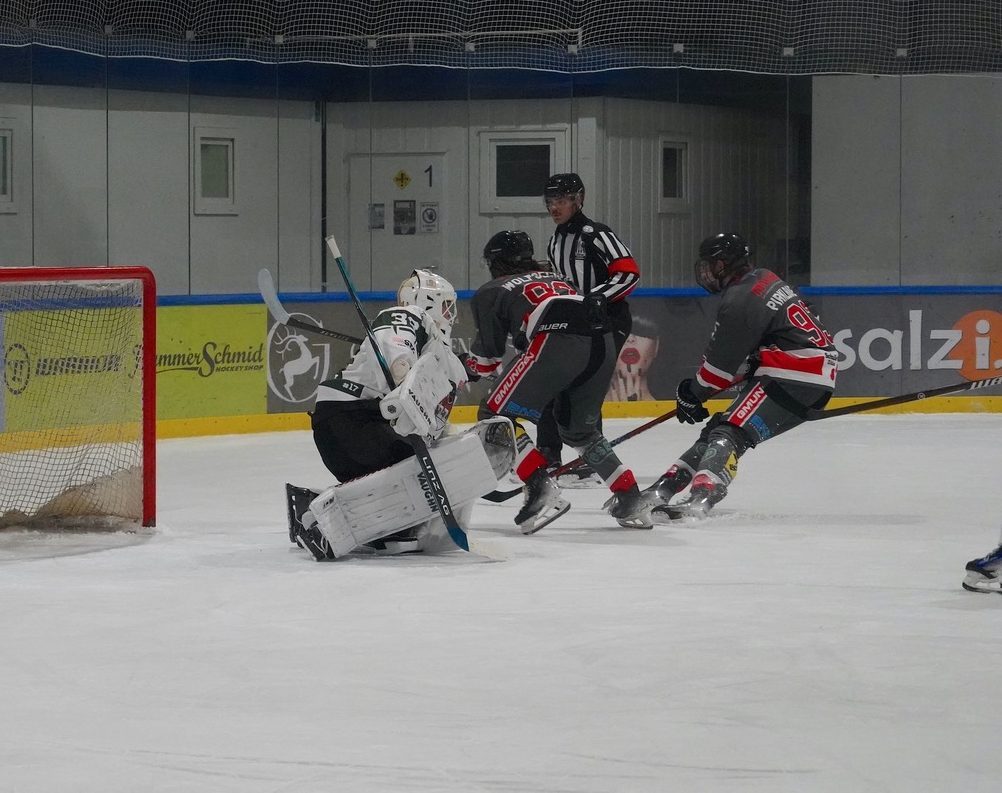 Bittere Heimniederlage im Oberösterreich-Derby: Sharks unterliegen den Grizzlies mit 2:3